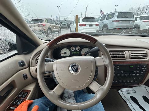 Used 2005 Mercury Sable LS image 24