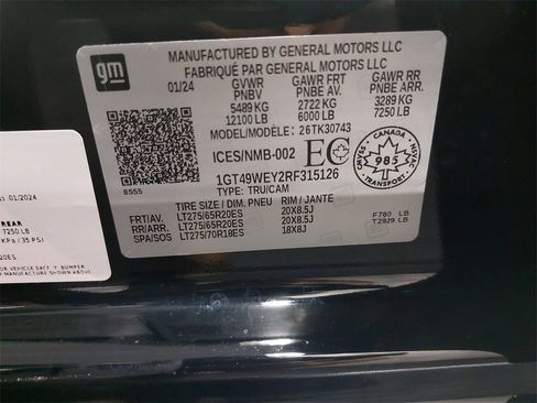 Used 2024 GMC Sierra 3500 Denali w/ Denali Reserve Package image 38