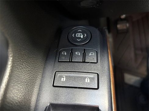 Used 2015 Chevrolet Silverado 3500 LTZ image 18