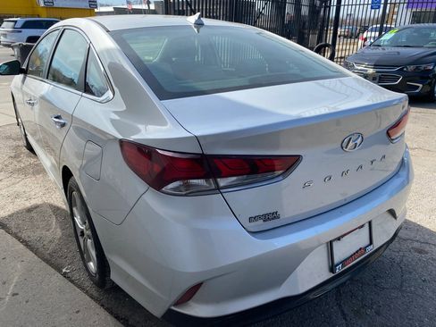 Used 2019 Hyundai Sonata SEL image 2
