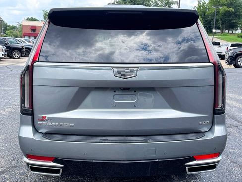 Used 2023 Cadillac Escalade Premium Luxury AWD/4WD image 8