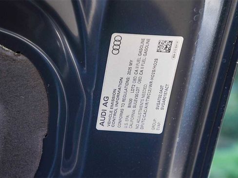 New 2025 Audi Q3 2.0T Premium Plus image 31