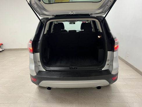 Used 2017 Ford Escape SE AWD/4WD image 19