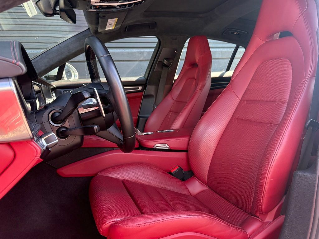 Certified 2022 Porsche Panamera GTS AWD/4WD image 5