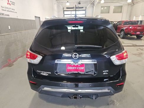 Used 2013 Nissan Pathfinder SL w/ SL Premium Pkg AWD/4WD image 4
