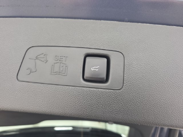 Certified 2022 Lincoln Corsair AWD w/ Equipment Group 101A image 32