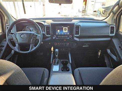 Used 2022 Nissan Frontier SV w/ Graphics Package image 19