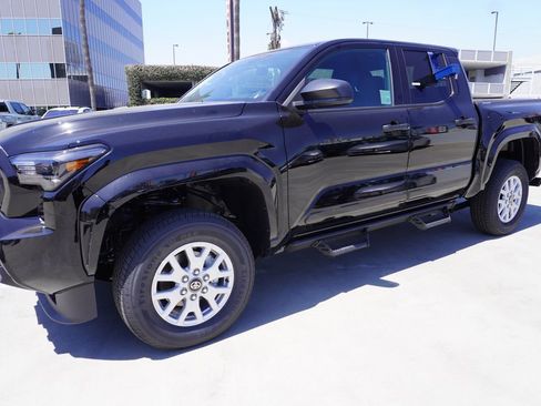 Certified 2026 Toyota Tacoma SR RWD image 4