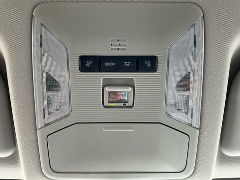 Used 2023 Toyota RAV4 LE FWD image 20