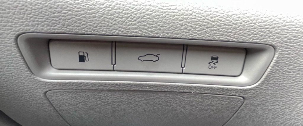 Used 2015 Hyundai Sonata SE FWD image 21
