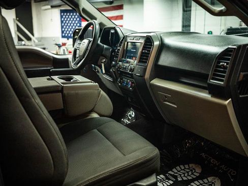 Used 2017 Ford F150 XL w/ Equipment Group 101A Mid AWD/4WD image 12