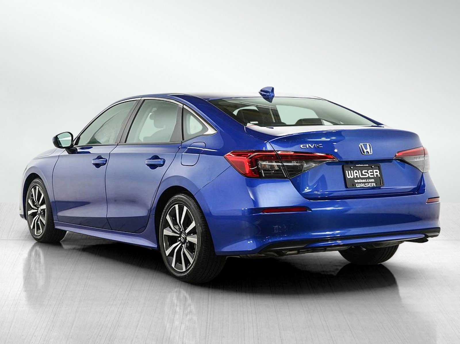 Used 2024 Honda Civic EX image 4