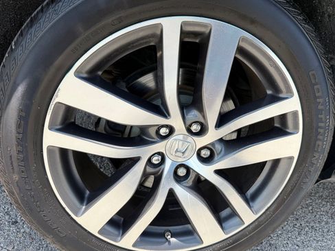 Used 2017 Honda Pilot Touring image 28