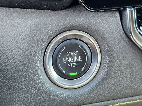 Used 2023 Chevrolet Colorado ZR2 w/ ZR2 Convenience Package III image 30