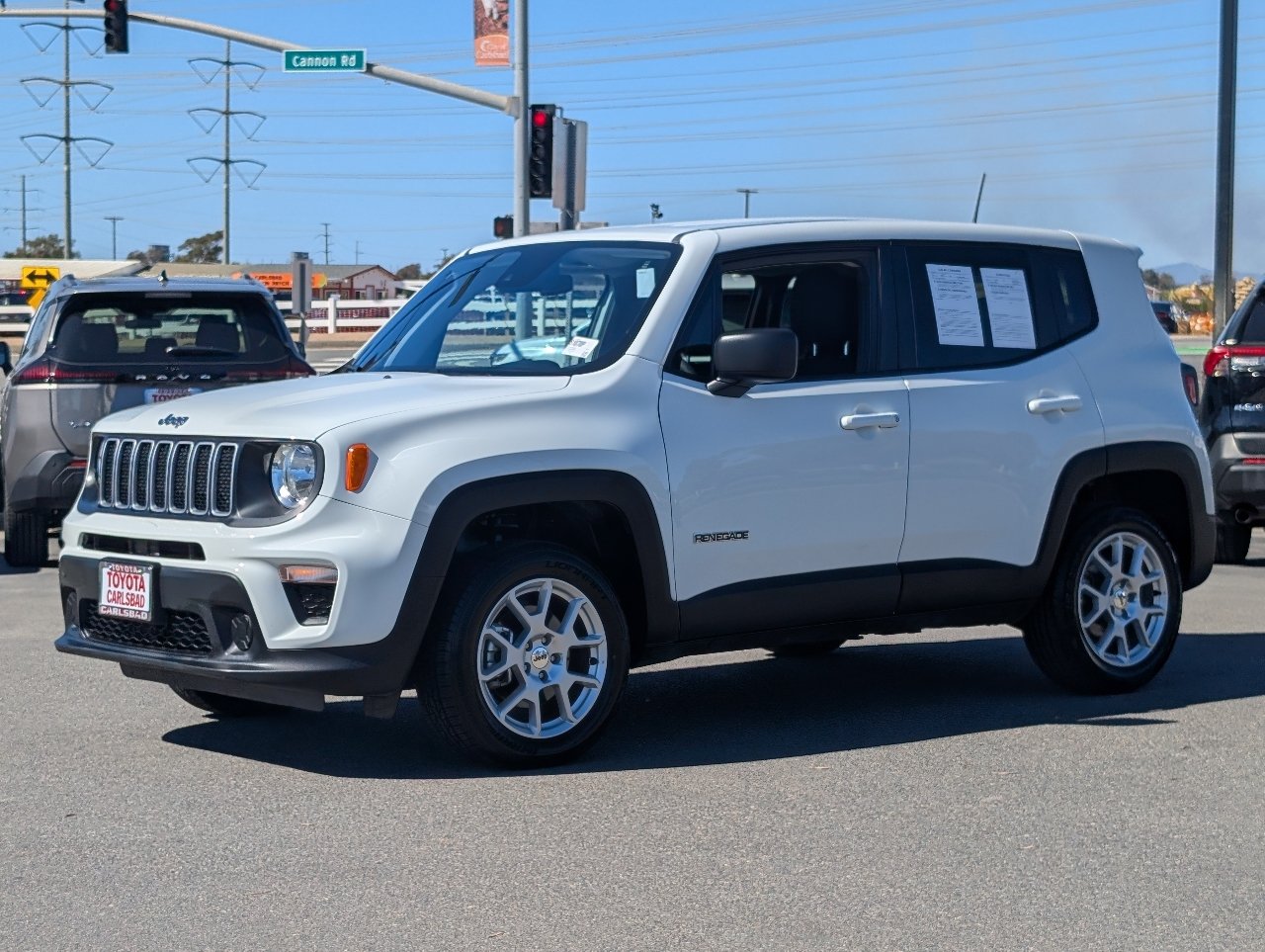 Used 2023 Jeep Renegade Latitude AWD/4WD image 10