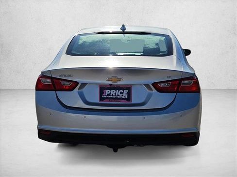 Used 2017 Chevrolet Malibu LT w/ Driver Confidence Package image 6