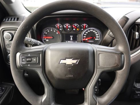 Used 2022 Chevrolet Silverado 2500 Custom w/ Custom Value Package image 38