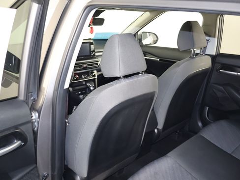 Used 2022 Kia Seltos LX image 47