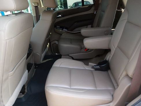 Used 2020 Chevrolet Tahoe LT AWD/4WD image 15