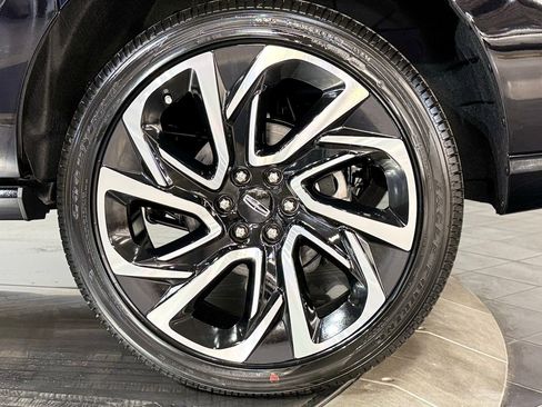 New 2026 Lincoln Navigator L Reserve AWD/4WD image 26