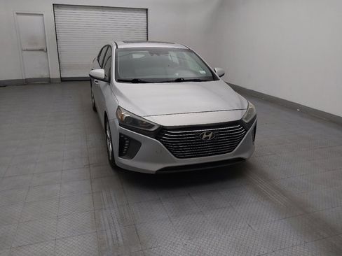 Used 2019 Hyundai Ioniq Limited image 14