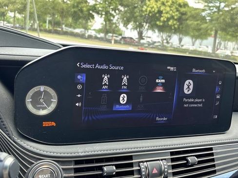 Used 2021 Lexus LS 500 w/ Interior Upgrade Package RWD image 34