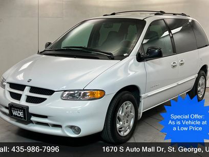 Used 2000 Dodge Caravan SE