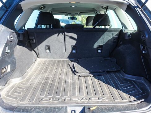 Used 2019 Subaru Outback 2.5i image 18