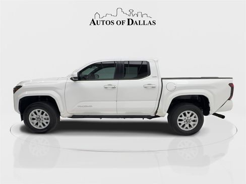 Used 2024 Toyota Tacoma SR5 image 7