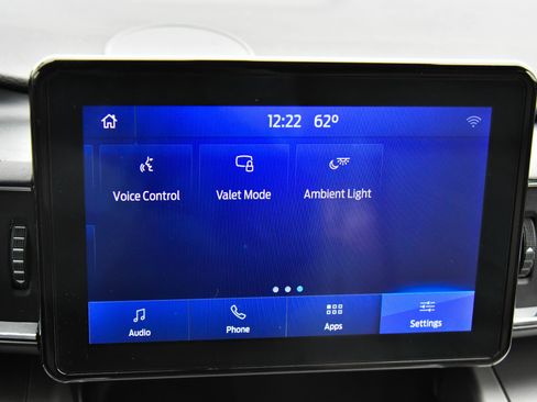 Used 2021 Ford Explorer XLT w/ Equipment Group 202A RWD image 23