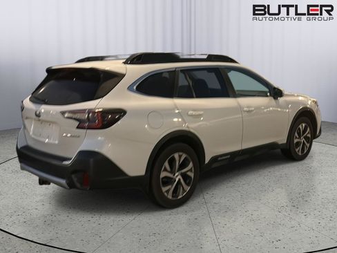 Used 2020 Subaru Outback Limited w/ Popular Package #2 AWD/4WD image 6