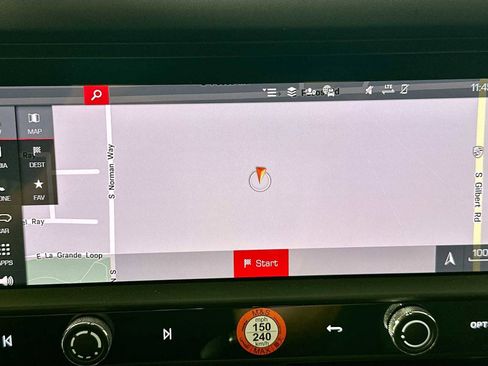 New 2025 Porsche Macan S image 18