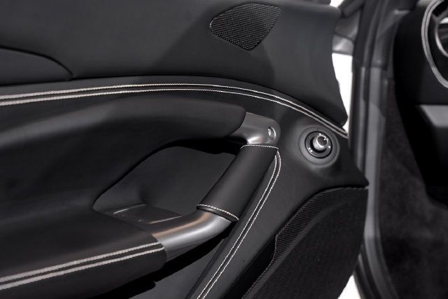 Used 2021 Ferrari F8 Tributo RWD image 63