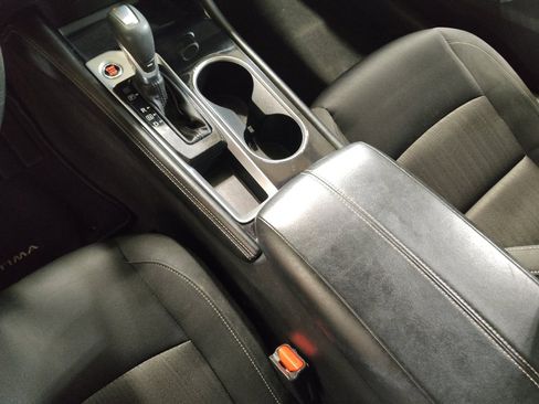 Used 2023 Nissan Altima 2.5 SV FWD image 26