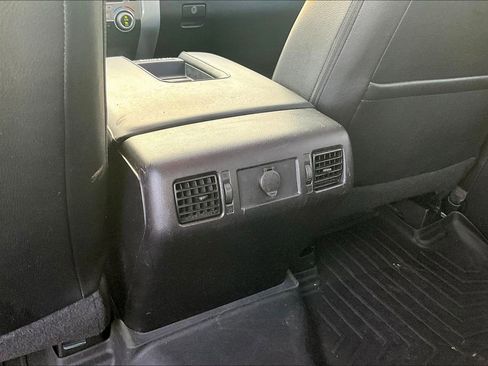 Used 2016 Toyota Tundra Limited w/ Limited Premium Package image 13