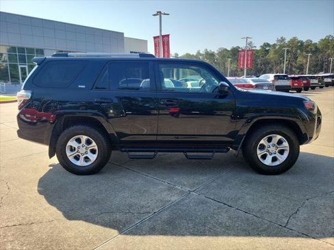 Certified 2021 Toyota 4Runner SR5 RWD image 7