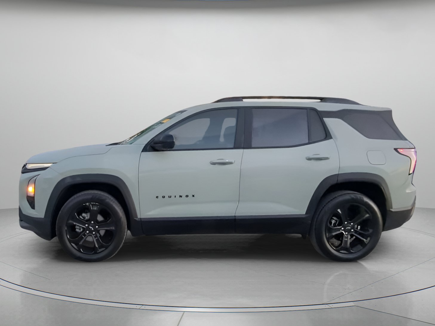 Used 2025 Chevrolet Equinox LT w/ Convenience Package II FWD image 16