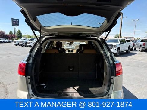 Used 2017 Buick Enclave Premium w/ Experience Buick Package AWD/4WD image 10