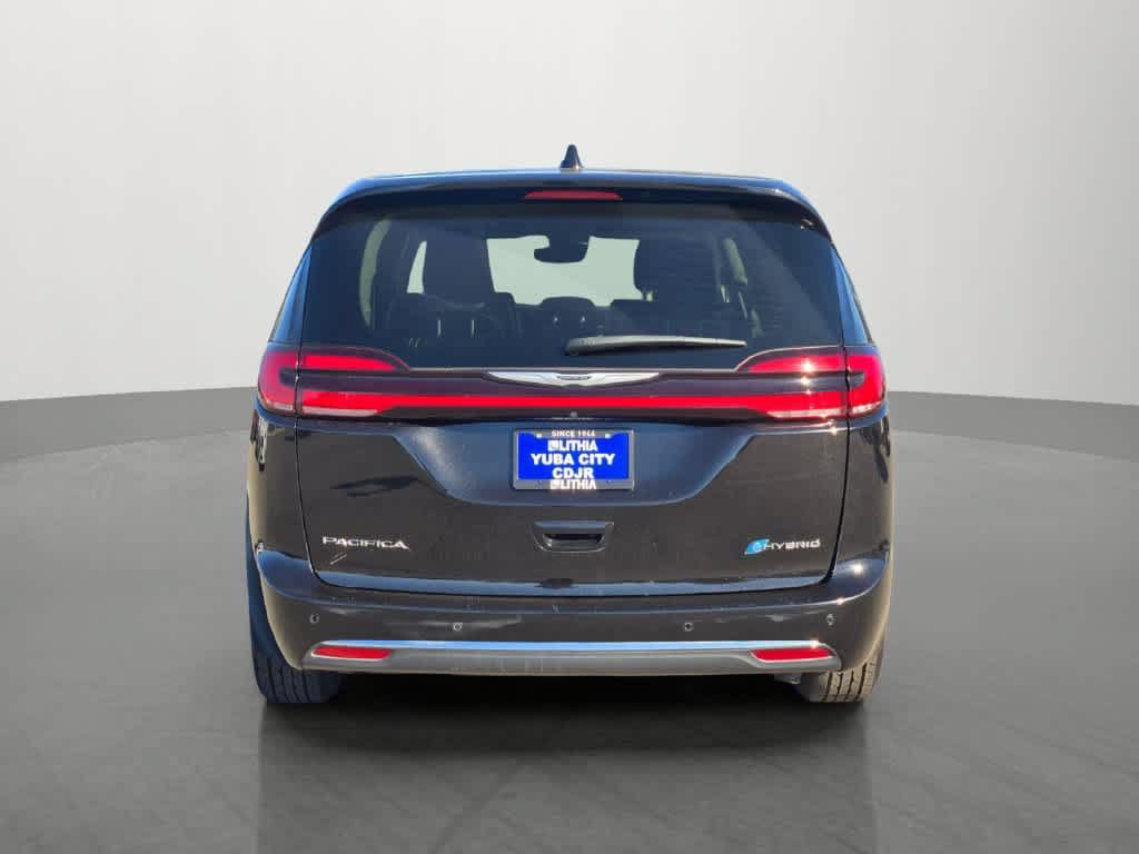 Used 2024 Chrysler Pacifica Limited FWD image 5