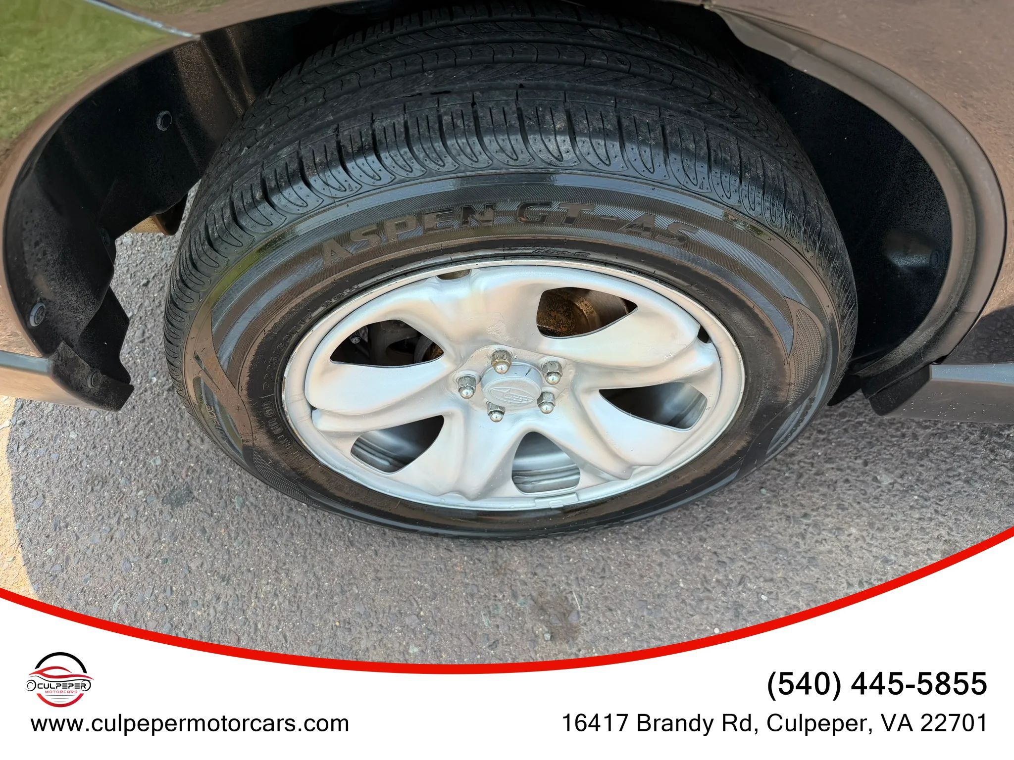 Used 2014 Subaru Forester 2.5i AWD/4WD image 22