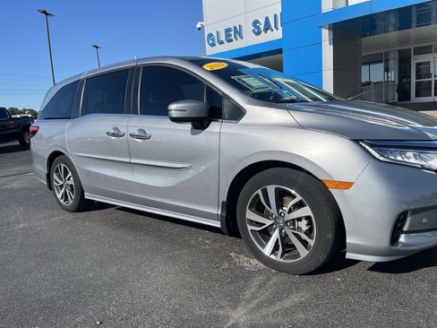 Used 2023 Honda Odyssey Touring image 4