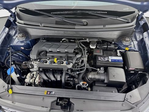 Certified 2025 Hyundai Venue Limited image 29