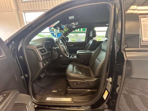 Used 2023 Chevrolet Tahoe LT w/ LT Signature Package AWD/4WD image 19