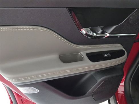 New 2026 Lincoln Corsair Grand Touring image 21