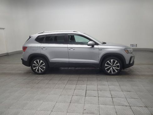 Used 2022 Volkswagen Taos SE w/ IQ.Drive SE Package AWD/4WD image 11