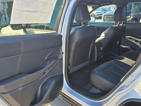 New 2026 Jeep Cherokee Laredo image 14