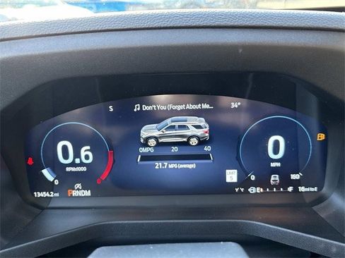 Certified 2025 Ford Explorer ST image 36