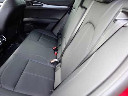 New 2025 Alfa Romeo Stelvio Sprint w/ Convenience Package image 13