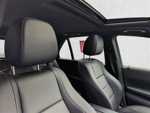 Used 2020 Mercedes-Benz GLE 350 4MATIC image 25