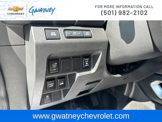 Used 2024 Nissan Frontier SV w/ SV Convenience Package AWD/4WD image 18